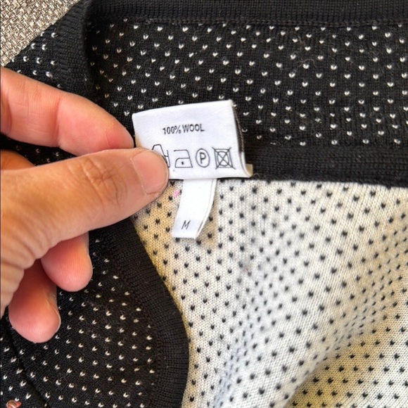 Women’s wool Nordic zip cardigan - Picture 3 of 8